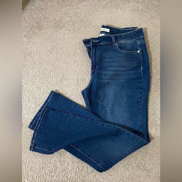 est 1948 Denim - est 1948 Denim jeans womens 36x31 size 14 curvy